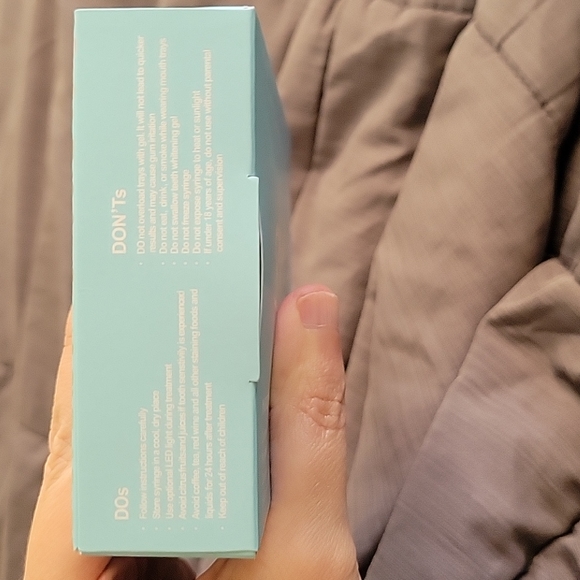 Smile Sciences Mint Flavored Teeth Whitening Kit - Picture 5 of 5